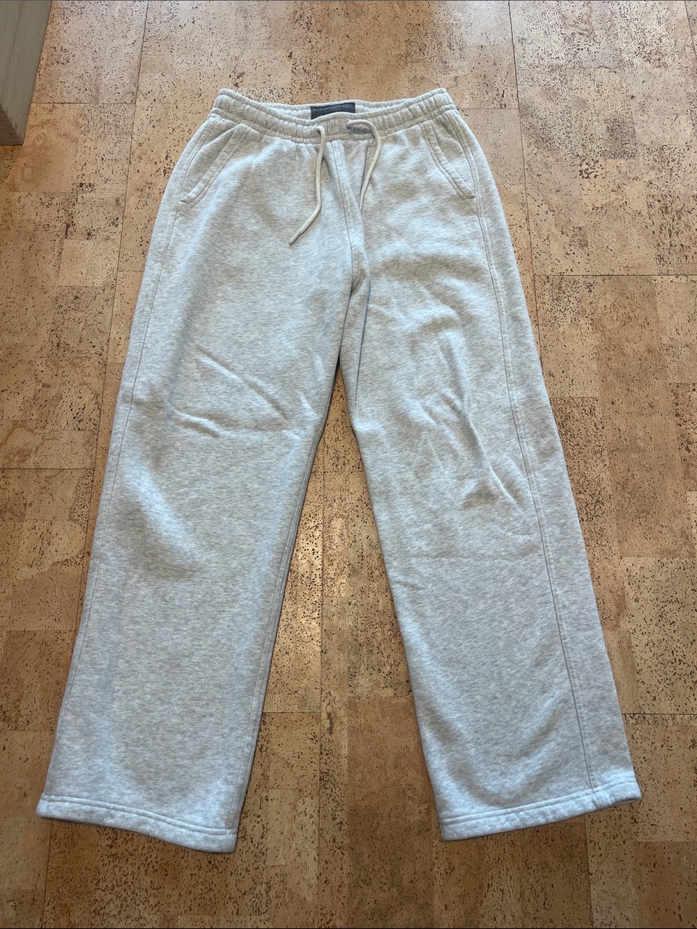 Men’s Size S Abercrombie Gray Wide leg Sweatpants -